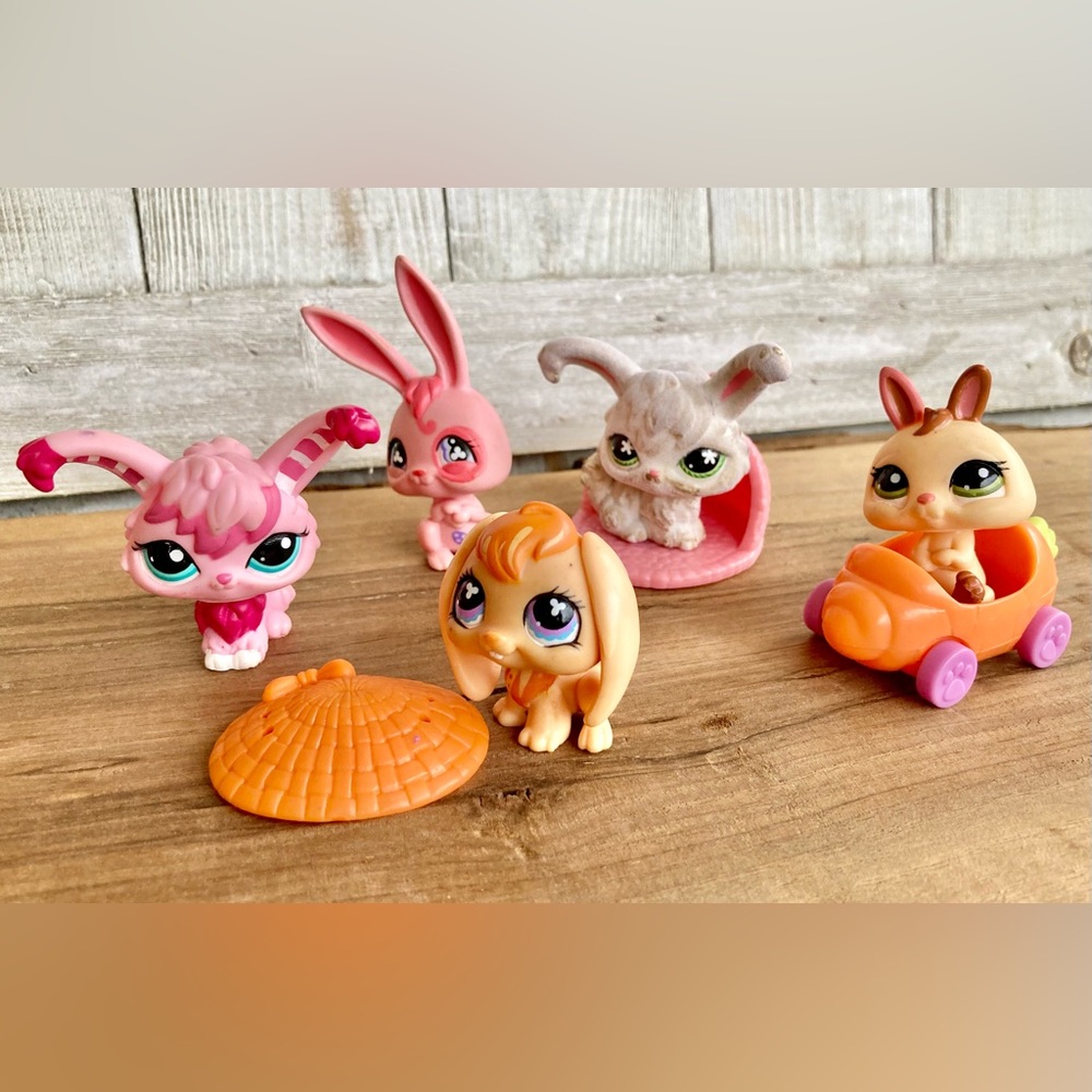 Set of 5 Littlest Pet Shop rabbits/bunnies